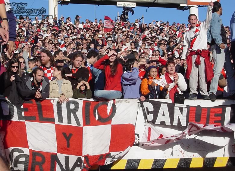 Independiente vs River Plate (CL 2005) 7